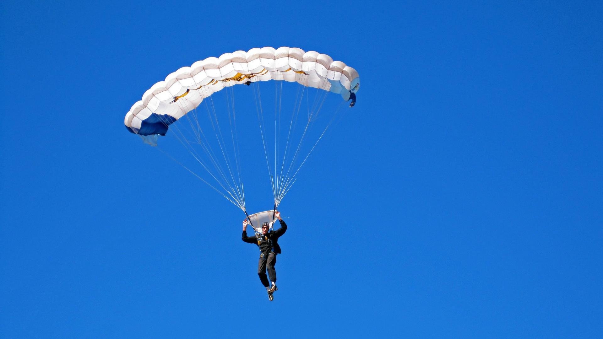 残奥会中国体育健儿斩获多金牌,残奥会项目视频